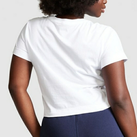 NWT Victoria's Secret PINK T-shirt - Picture 2 of 3